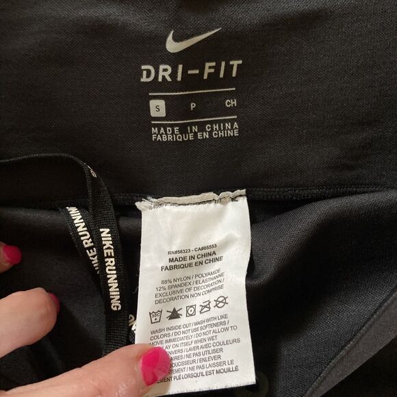 Nike Dri Fit Running Womens S Black Capri Leggings Pocket Mesh Detail Drawstring - Picture 3 of 8